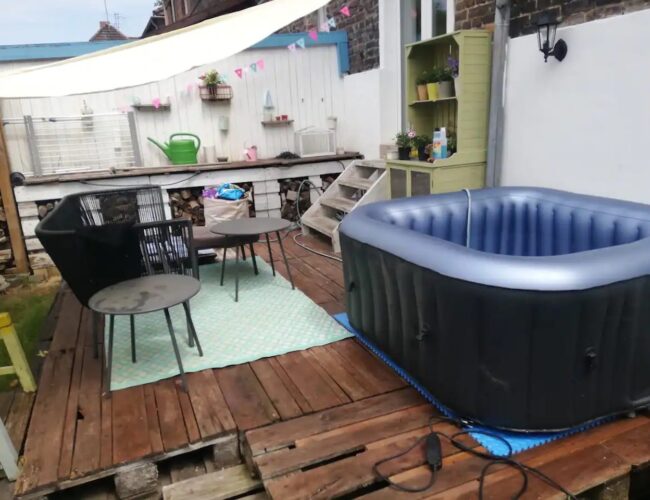 TinyHousemitWhirlpool_10